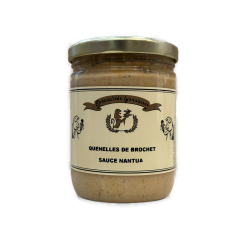 Quenelle de brochet sauce Nantua